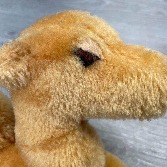 Vintage 1978 Dakin Camel Plush Tan Laying Relaxing Desert Egypt Stuffed Animal - Picture 4 of 10
